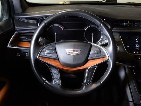 Used 2021 Cadillac XT5 Premium Luxury w/ LPO, Floor Liner Package AWD/4WD image 19