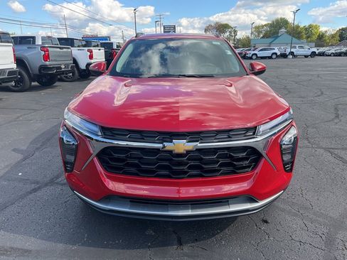 New 2026 Chevrolet Trax LT w/ Sunroof Package image 9