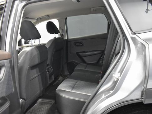 Used 2021 Nissan Rogue S image 27