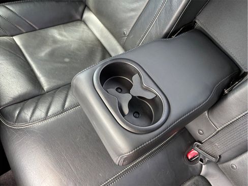 Used 2016 Dodge Challenger SRT Hellcat RWD image 40