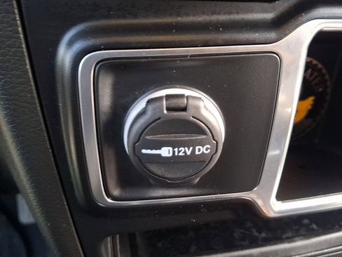 Used 2022 Jeep Wrangler Sport AWD/4WD image 22