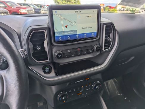 Used 2021 Ford Bronco Sport Outer Banks w/ Outer Banks Package AWD/4WD image 19