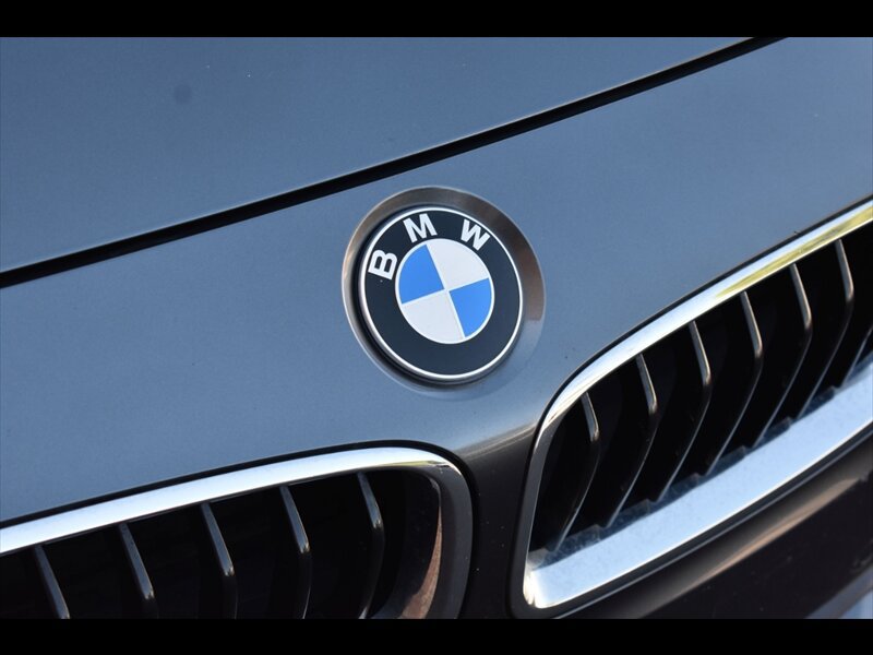 Used 2017 BMW 330i Sedan RWD image 44