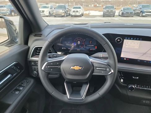 Certified 2026 Chevrolet Suburban LS image 14