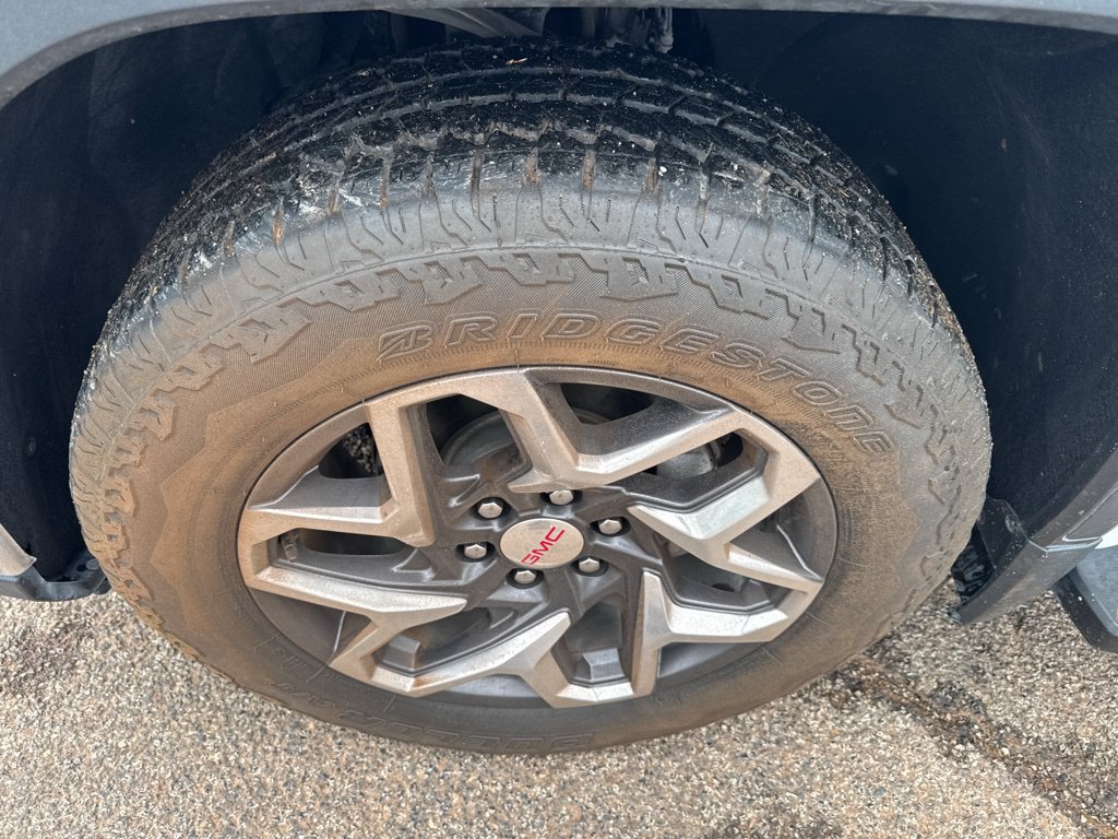 Used 2024 GMC Sierra 1500 SLT AWD/4WD image 37