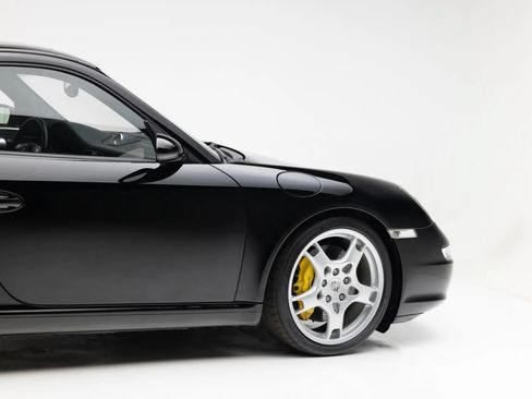 Used 2005 Porsche 911 Carrera S RWD image 31