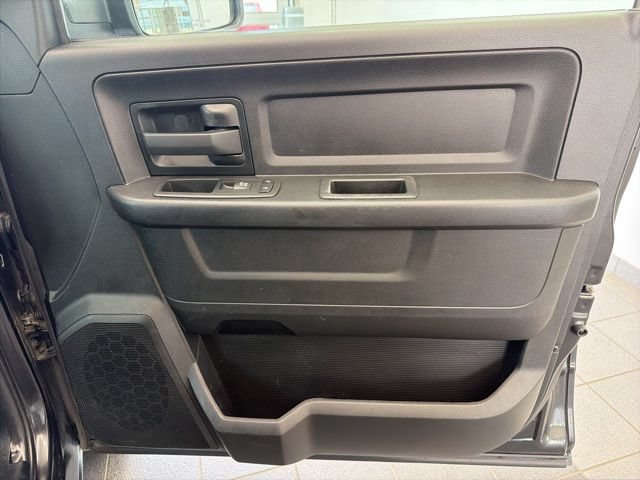 Used 2019 RAM 1500 Express w/ Wheel & Sound Group AWD/4WD image 10