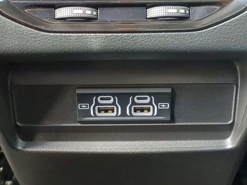 Certified 2024 Jeep Grand Cherokee Laredo AWD/4WD image 16