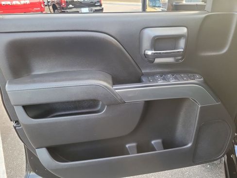 Used 2015 Chevrolet Silverado 2500 LT w/ LT Convenience Package image 12