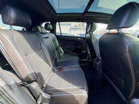 Used 2021 Volkswagen Tiguan SE R-Line image 27