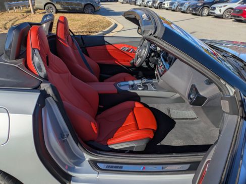 Used 2022 BMW Z4 sDrive30i w/ M Sport Package image 32
