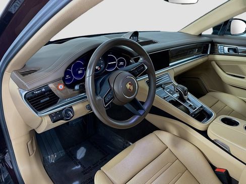 Certified 2023 Porsche Panamera Platinum Edition RWD image 4