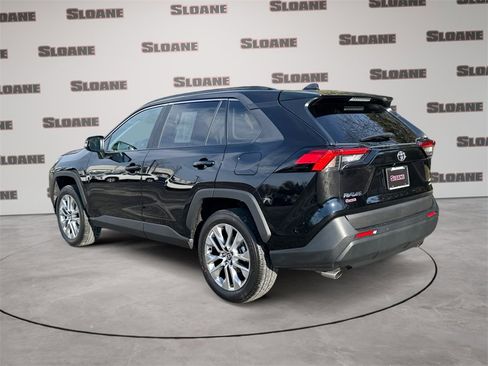 Used 2025 Toyota RAV4 XLE Premium image 3