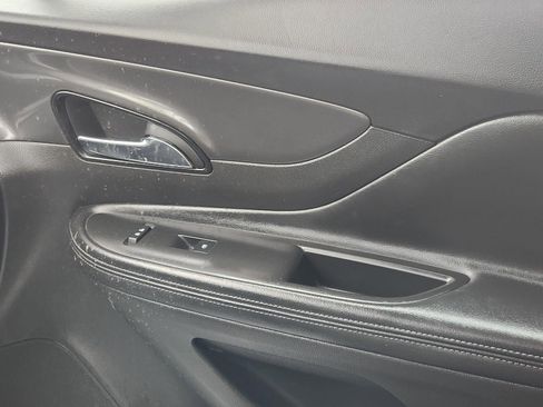 Used 2019 Buick Encore Preferred image 18