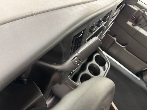 New 2024 Chevrolet Express 3500 Extended image 24