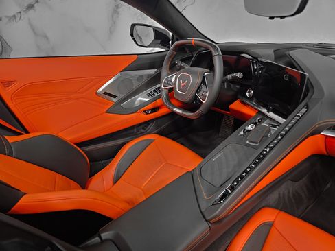 Used 2025 Chevrolet Corvette E-Ray AWD/4WD image 13