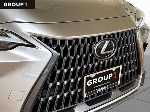 Used 2024 Lexus NX 250 FWD image 27