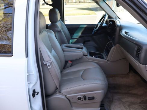 Used 2003 Chevrolet Tahoe LT image 22