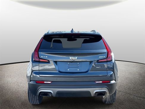 Used 2019 Cadillac XT4 Premium Luxury w/ Cold Weather Package image 4