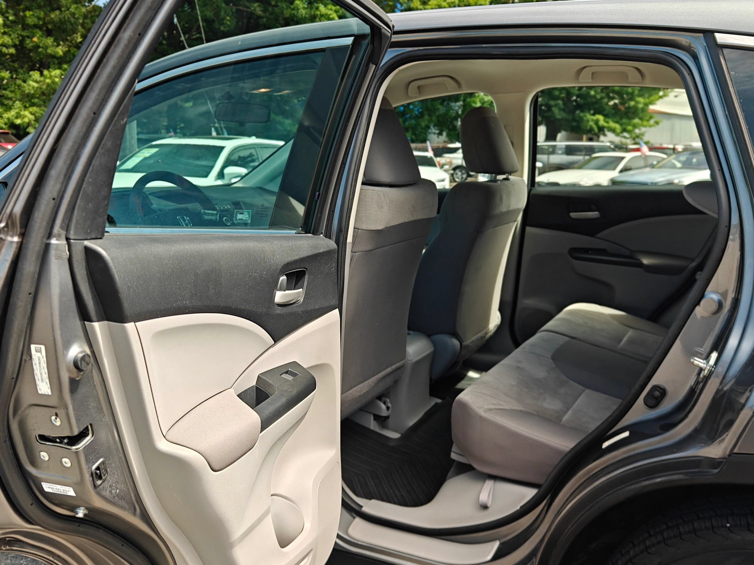 Used 2012 Honda CR-V LX image 38