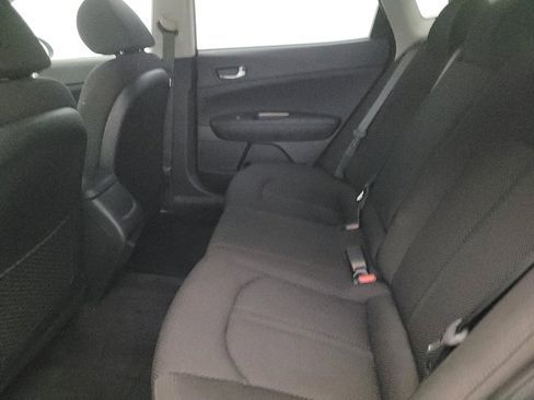 Used 2019 Kia Optima LX image 18