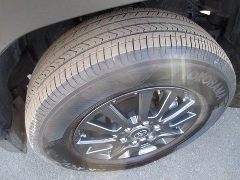 Used 2025 Toyota Land Cruiser Base image 11