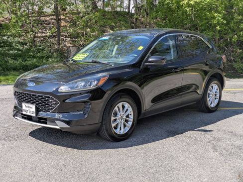 Used 2020 Ford Escape SE AWD/4WD image 3
