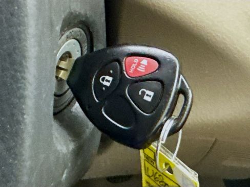 Used 2010 Toyota RAV4 2WD image 17