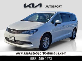 Used 2023 Chrysler Voyager LX video 1