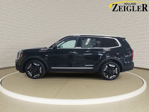New 2025 Kia Telluride S image 8