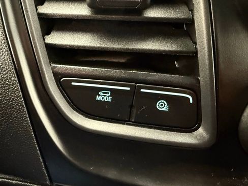 Used 2023 Ford Transit 250 Low Roof AWD w/ Exterior Upgrade Package image 24