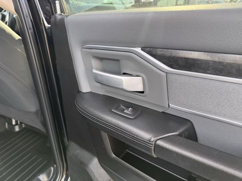 Used 2019 RAM 2500 Big Horn image 36