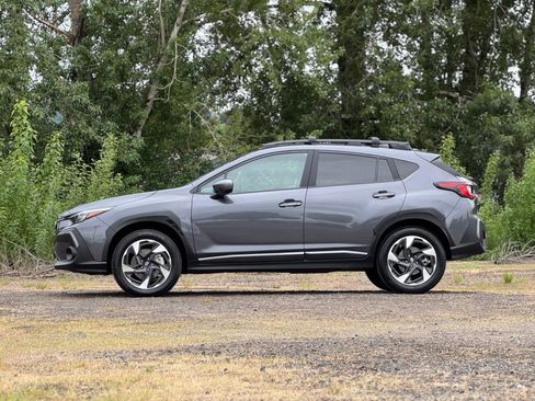 Used 2025 Subaru Crosstrek 2.5i Limited w/ Popular Package #3A AWD/4WD image 4
