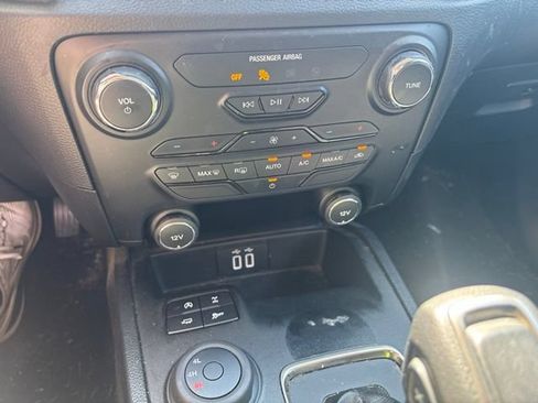 Used 2021 Ford Ranger XLT w/ Equipment Group 301A Mid AWD/4WD image 17