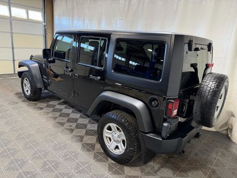 Used 2017 Jeep Wrangler Unlimited Sport w/ Connectivity Group AWD/4WD image 4