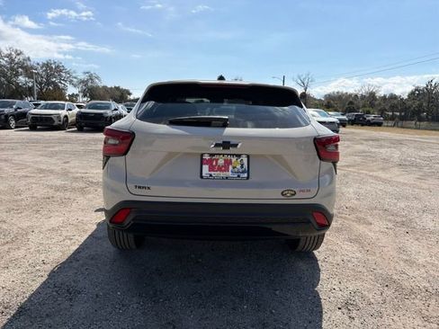 New 2026 Chevrolet Trax RS image 10