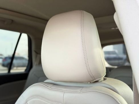 Used 2022 Lincoln Aviator Reserve w/ Equipment Group 201A image 16