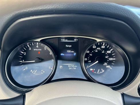 Used 2014 Nissan Rogue SV image 14