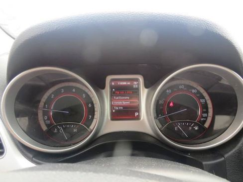 Used 2017 Dodge Journey Crossroad AWD/4WD image 15