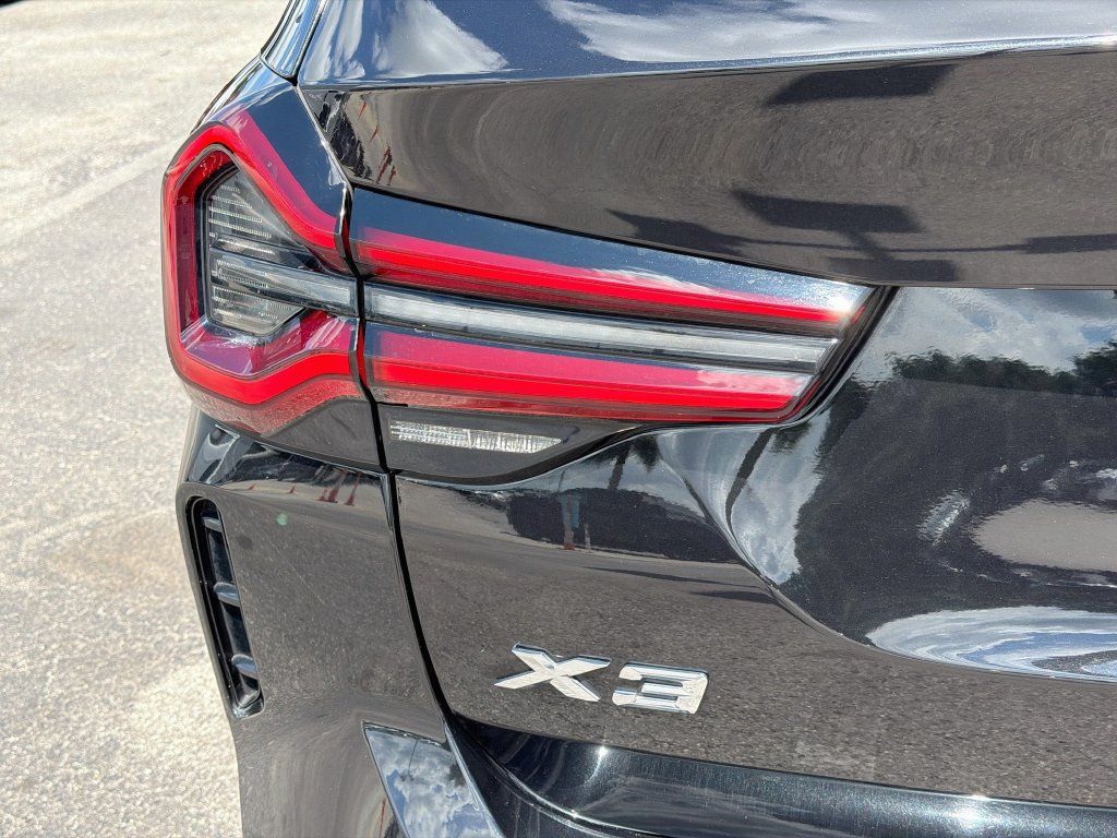 Used 2022 BMW X3 sDrive30i w/ M Sport Package 2 RWD image 10