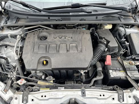 Used 2017 Toyota Corolla XSE image 25