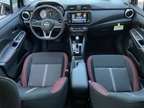 New 2025 Nissan Versa SR w/ Trunk Package image 18