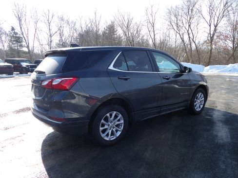 Used 2021 Chevrolet Equinox LT image 4
