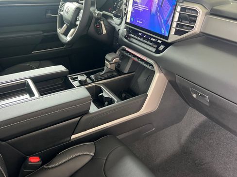 New 2026 Toyota Tundra Limited AWD/4WD image 16
