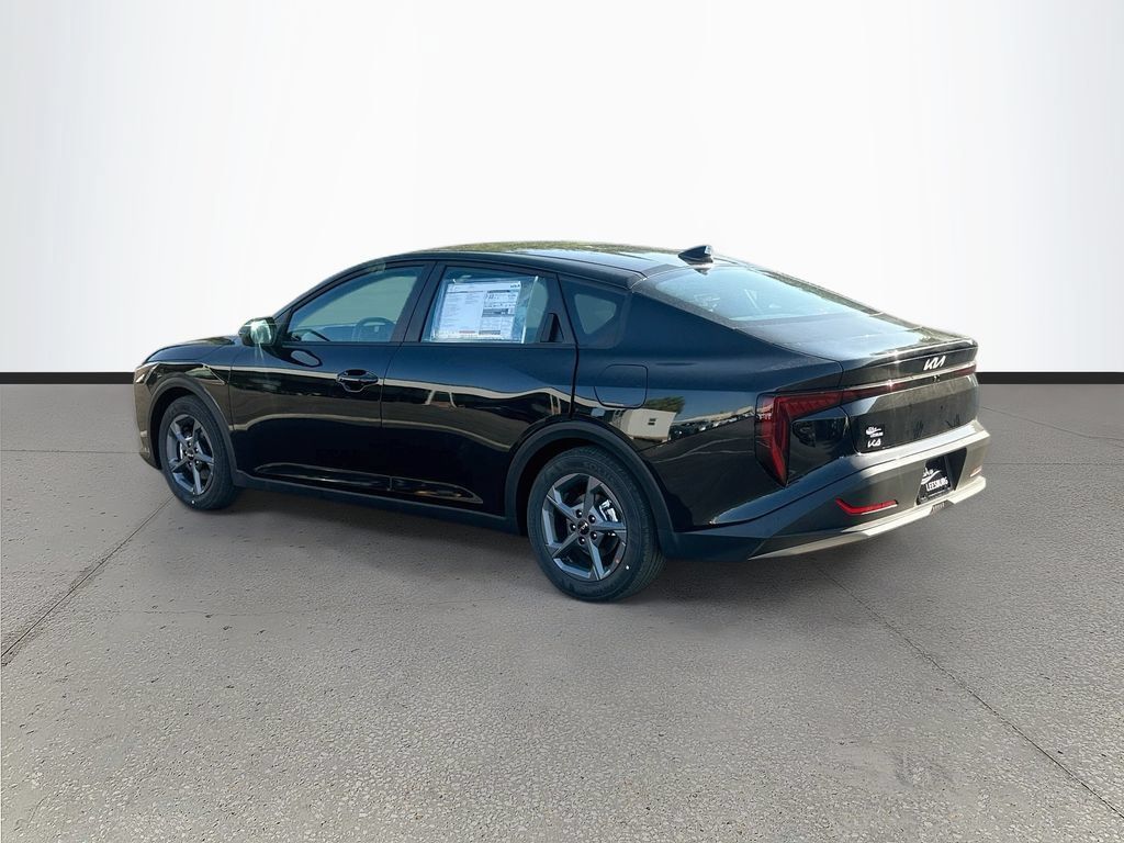 New 2026 Kia K4 FWD image 5