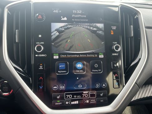 Used 2024 Subaru Ascent Premium w/ Convenience Package image 13