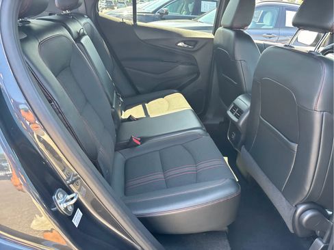 Certified 2023 Chevrolet Equinox RS AWD/4WD image 24
