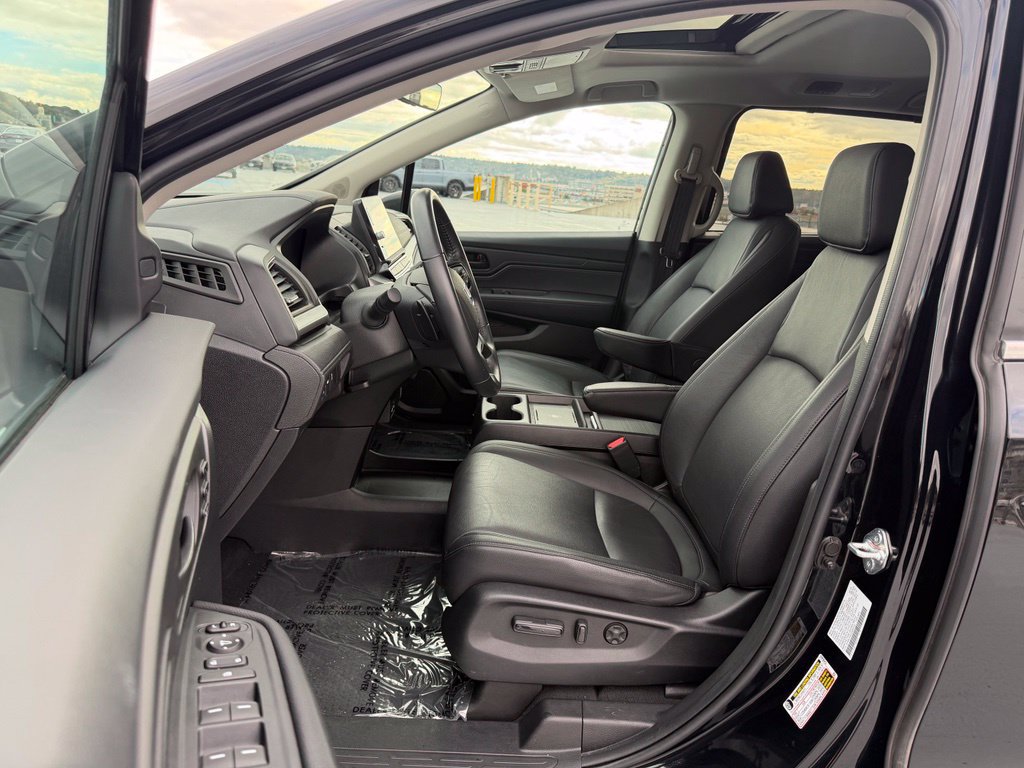 Used 2025 Honda Odyssey EX-L image 11