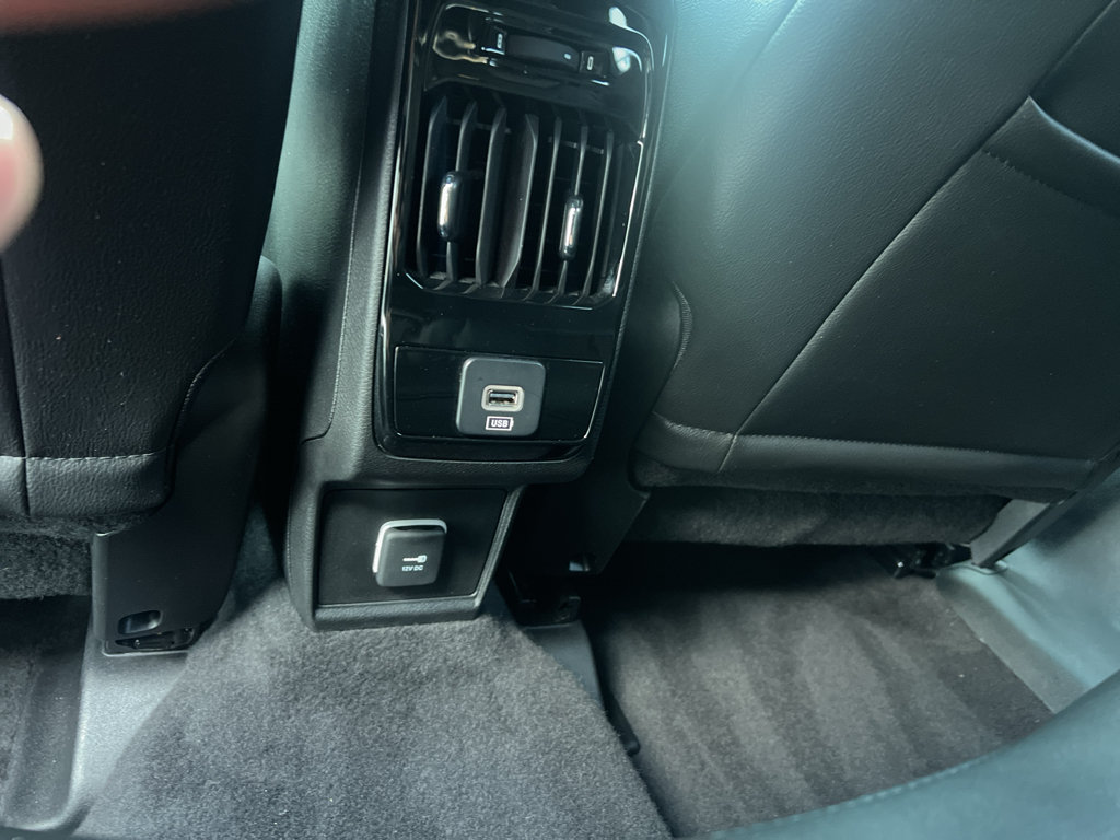 Used 2023 Jeep Compass Limited w/ Sun and Sound Group AWD/4WD image 18