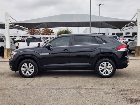 Used 2020 Volkswagen Atlas Cross Sport S image 4